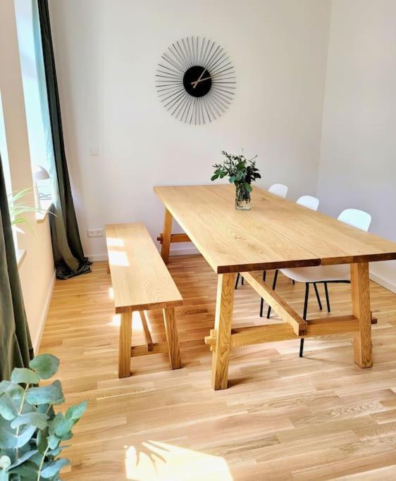 Stylisches Zentrales City-Apartment Mit 2 Balkonen Leipzig Exterior photo