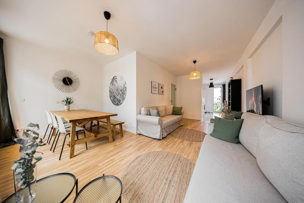 Stylisches Zentrales City-Apartment Mit 2 Balkonen Leipzig Exterior photo